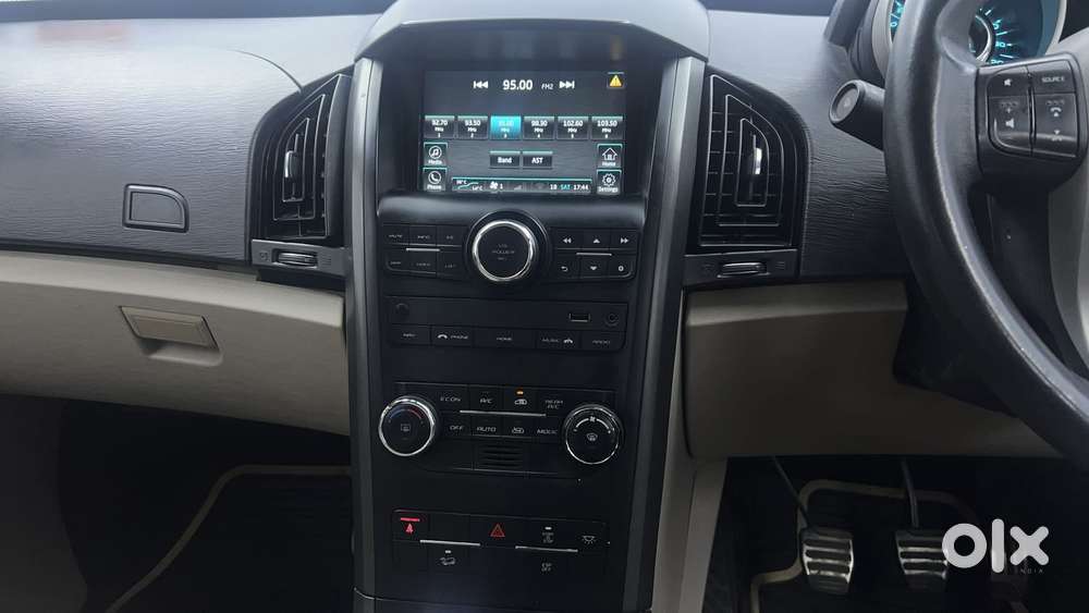 Mahindra Xuv500 2.2 W10, 2016, Diesel