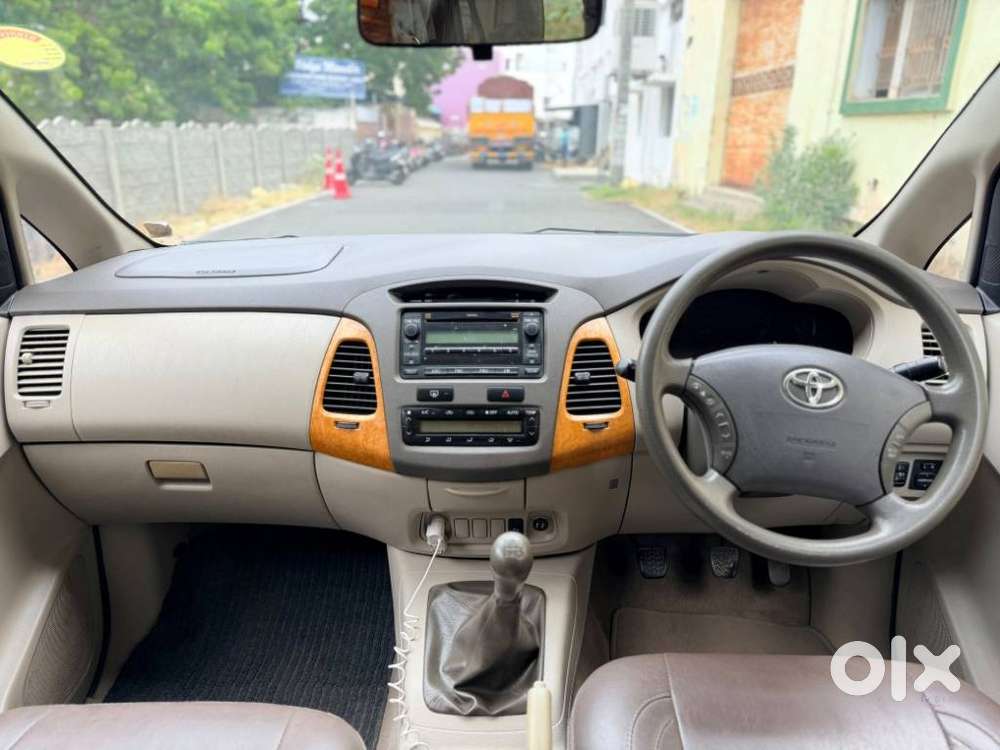 Toyota Innova 2.5 V 7 Str, 2012, Diesel
