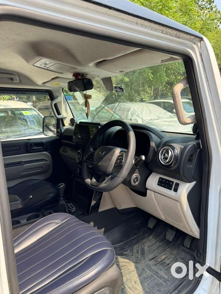 Mahindra Car With 2025 Manual Petrol Transmission