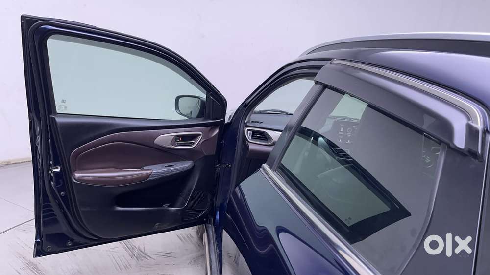 Maruti Suzuki Fronx Alpha 1.0l Turbo 6 At, 2024, Petrol