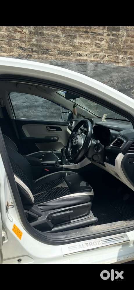 Tata Altroz 2022 Petrol