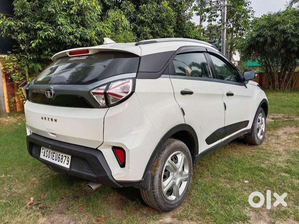 Tata Nexon 1.2 Revotron Xm Plus (s), 2021, Petrol