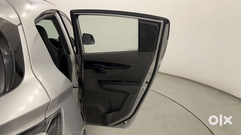 Mahindra Kuv100 Nxt 1.2 K4 Plus Diesel 6 Str, 2017, Diesel