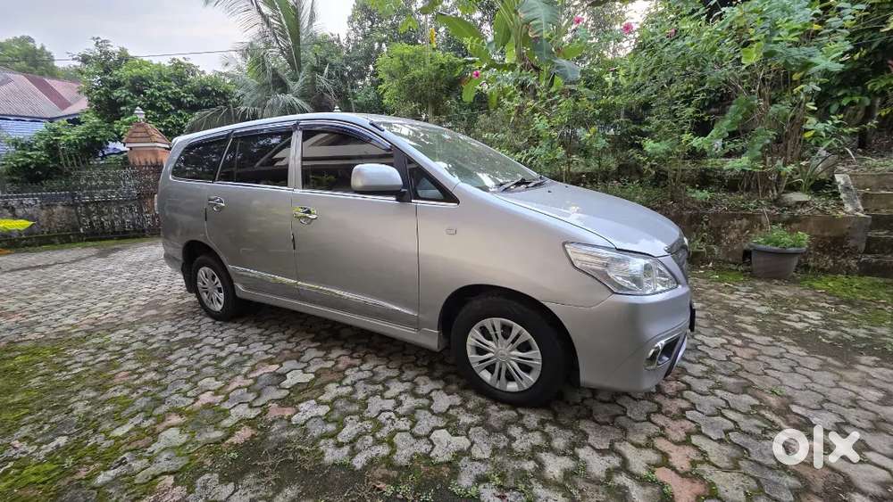 Toyota Innova 2.5 G 2016 (re- Registered), Well Maintained