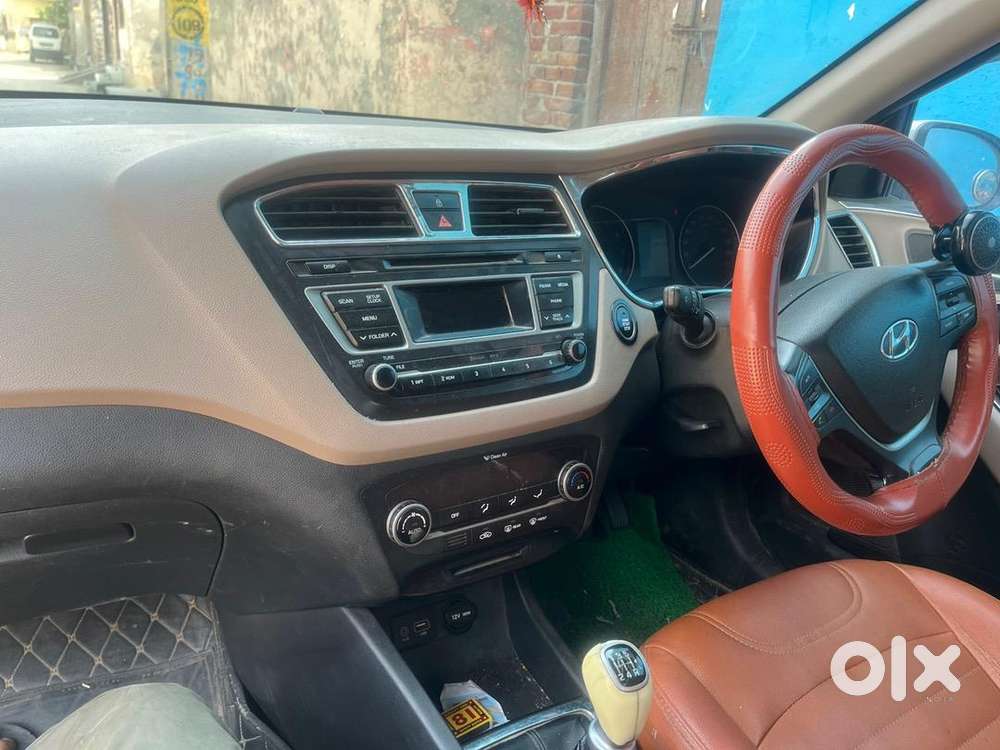 Hyundai I20 2015 Petrol 135000 Km Driven