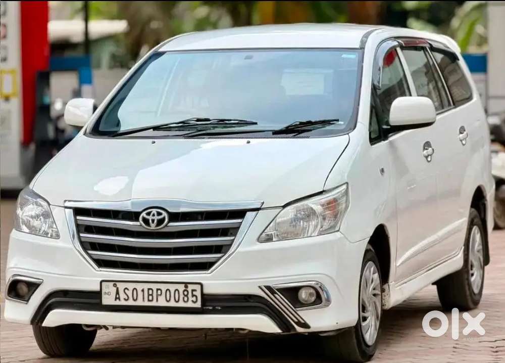 Toyota Innova 2014