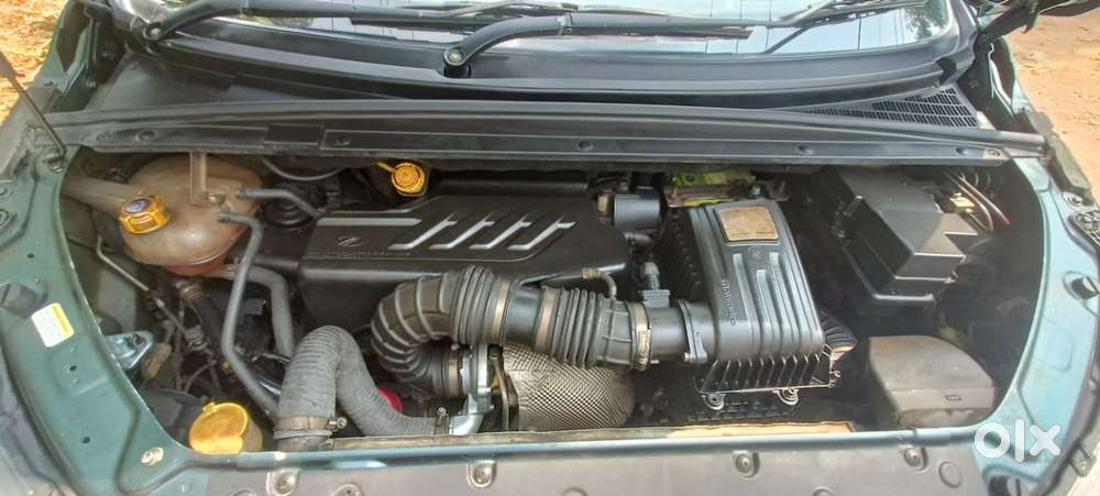 Mahindra Marazzo M8, 2018, Diesel