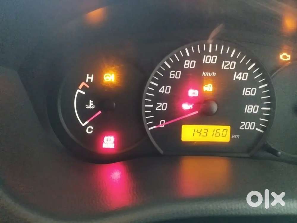 Well Maintained Maruti Swift Lxi 2010