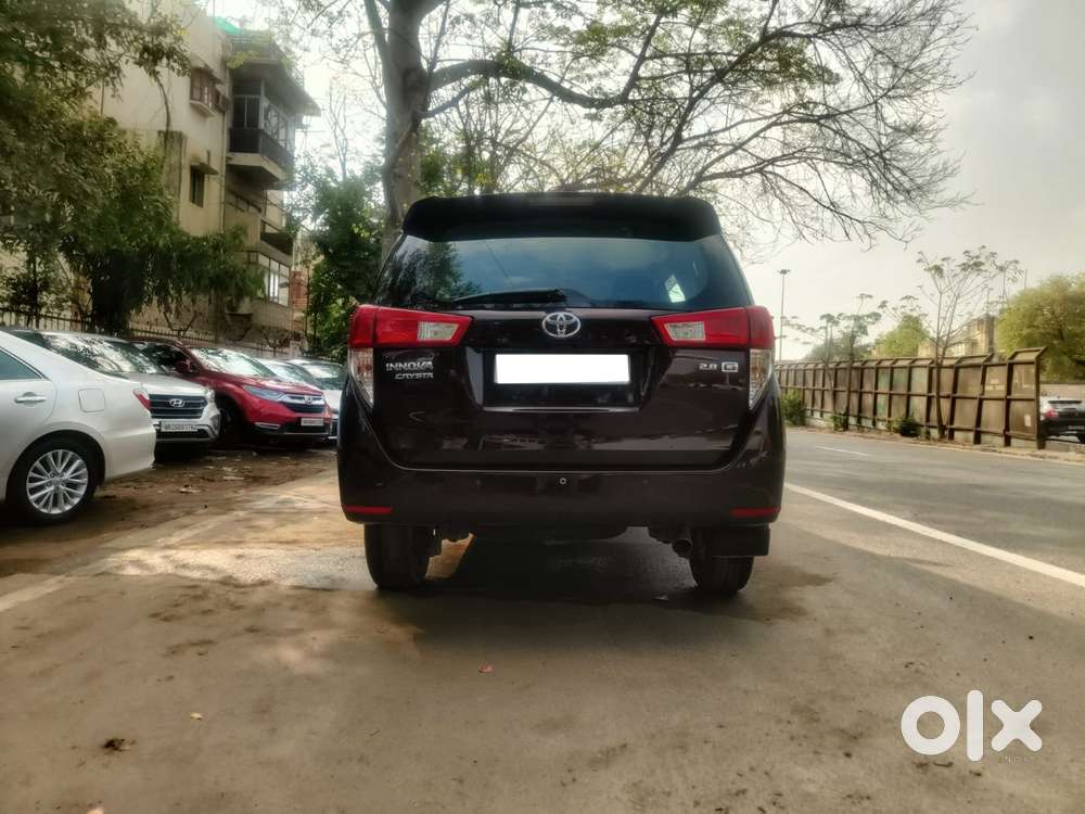 Toyota Innova Crysta