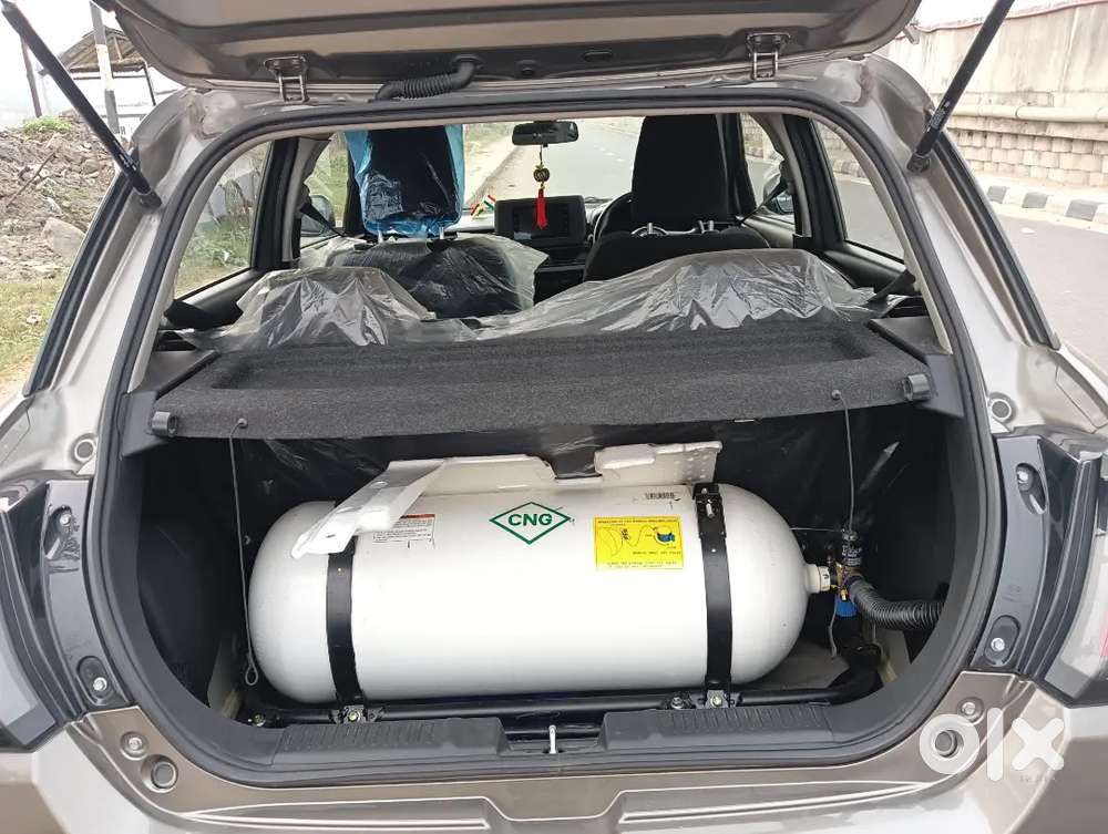 Maruti Suzuki Swift 2025 Cng & Hybrids 15000 Km Driven