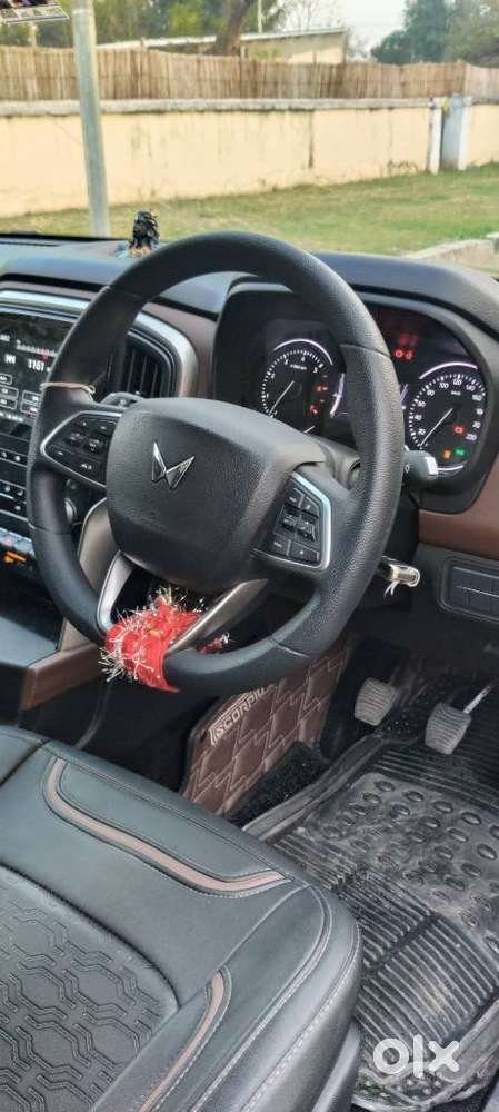 Mahindra Scorpio N Z4 Petrol Mt 7 Str, 2024, Petrol