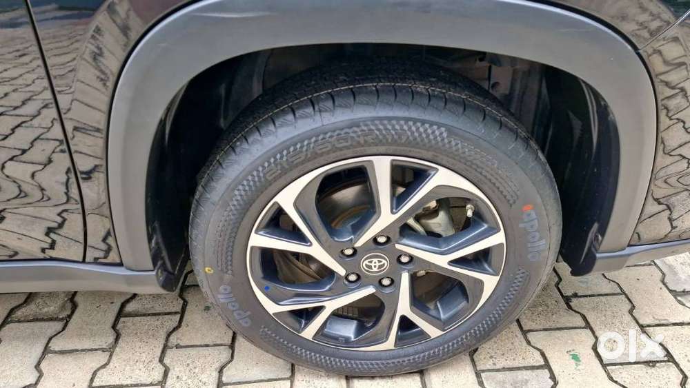 Toyota Urban Cruiser Hyryder 1.5 V Hybrid, 2023, Petrol