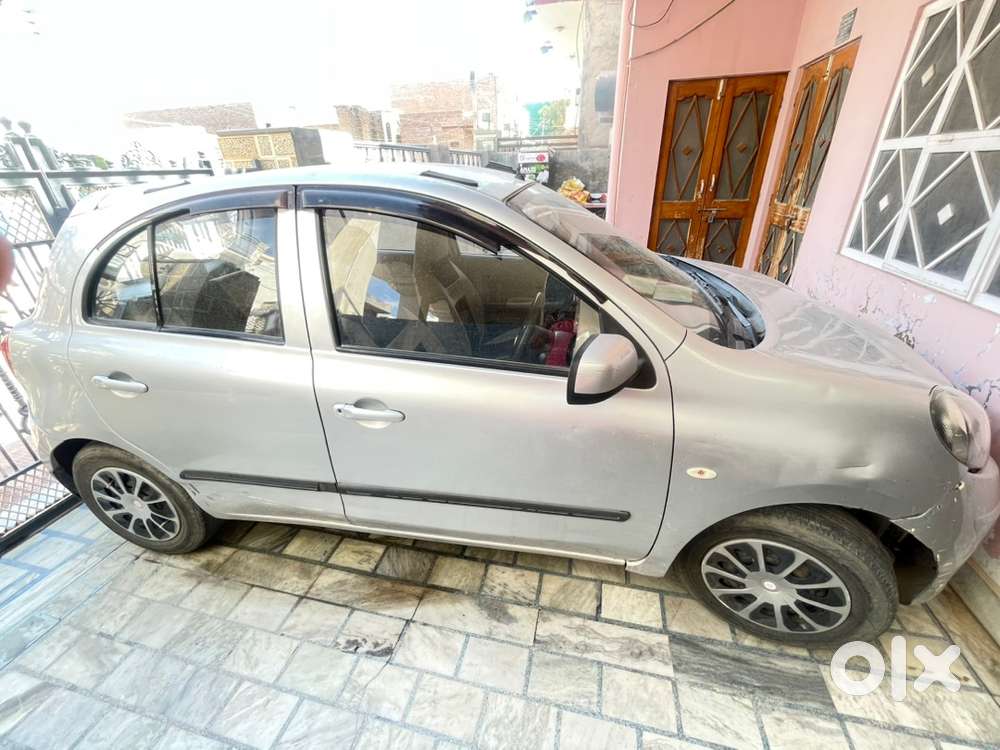 Nissan Micra Active Petrol 183000 Km Driven