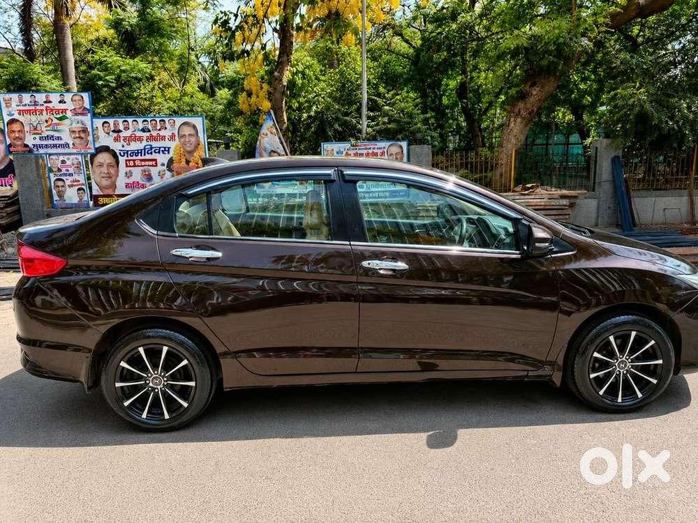 Honda City 2018 V Petrol Push Start Vip Number Keyless Entry New Tyres