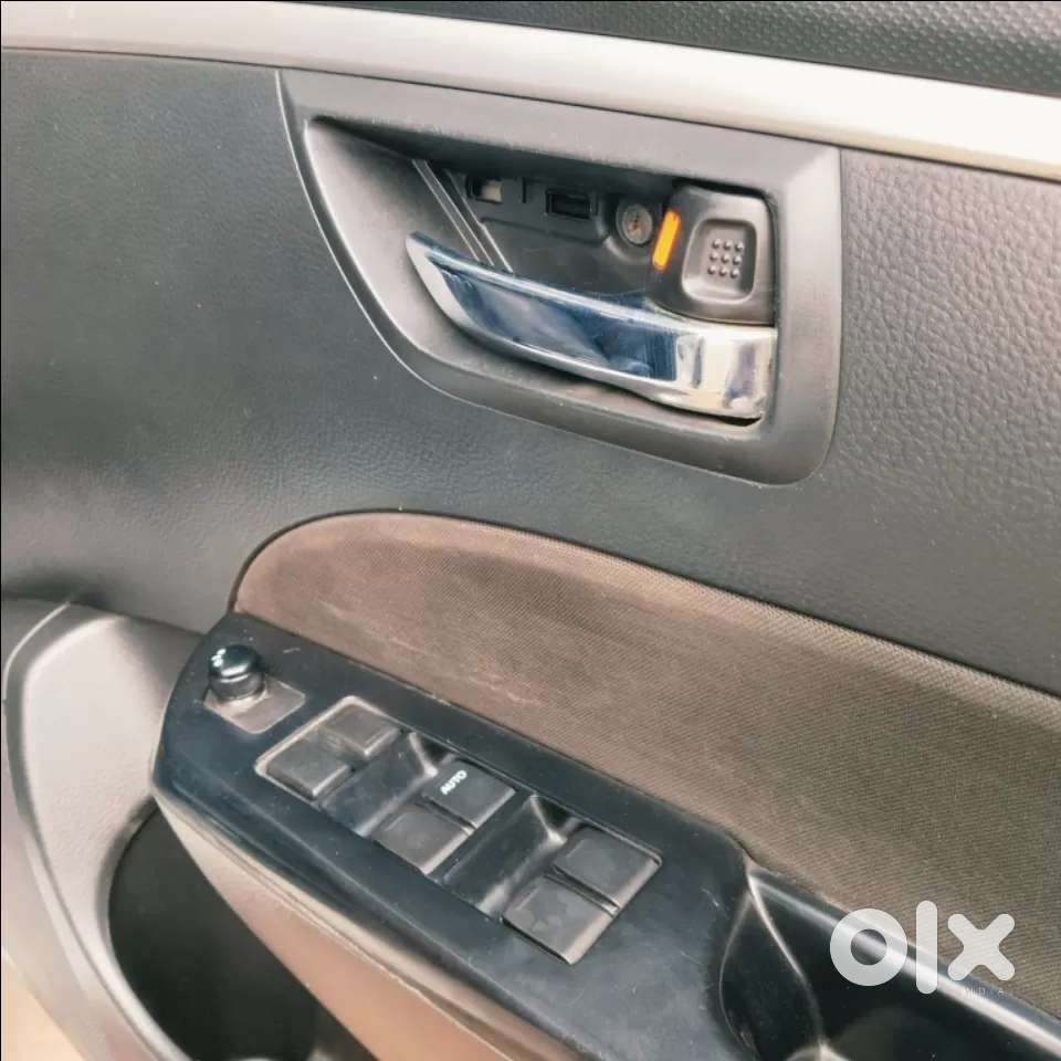Maruti Suzuki Swift Vxi, 2013, Petrol