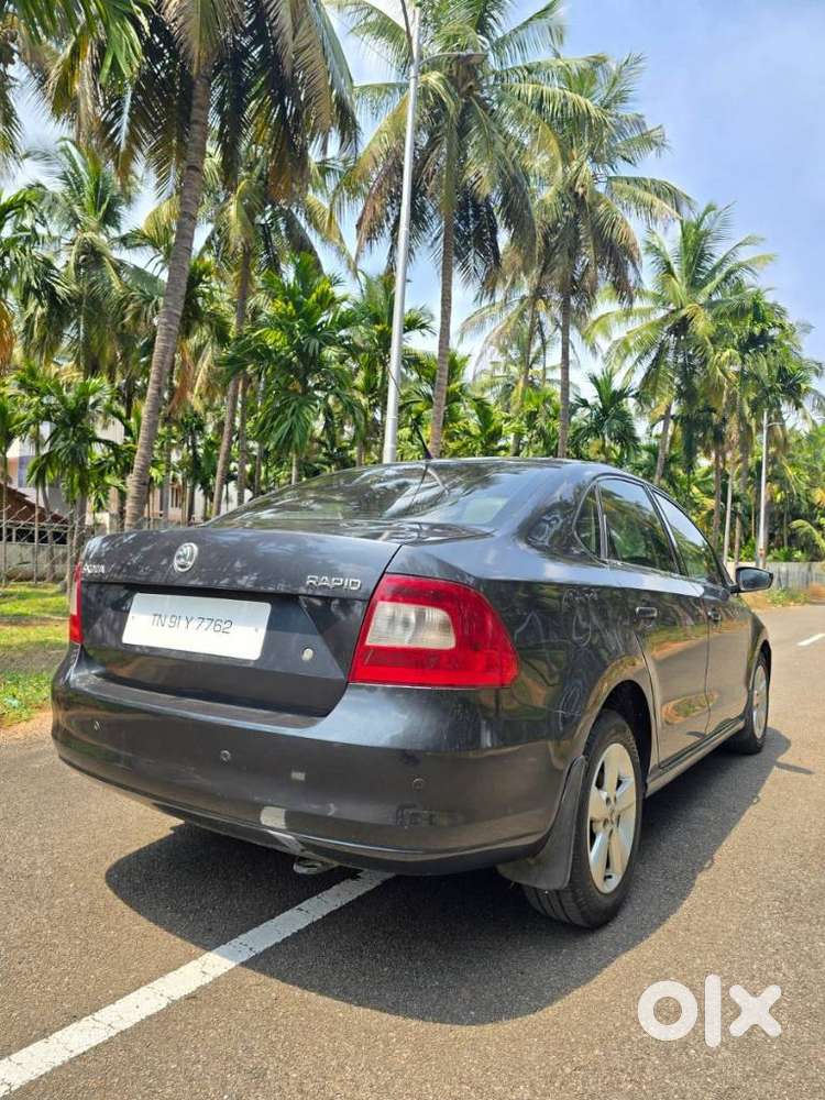 Skoda Rapid 2013-2016 1.5 Tdi At Ambition With Alloy Wheel, 2016, Di..