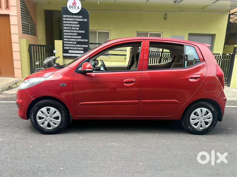 Hyundai I10 Sportz At, 2013, Petrol