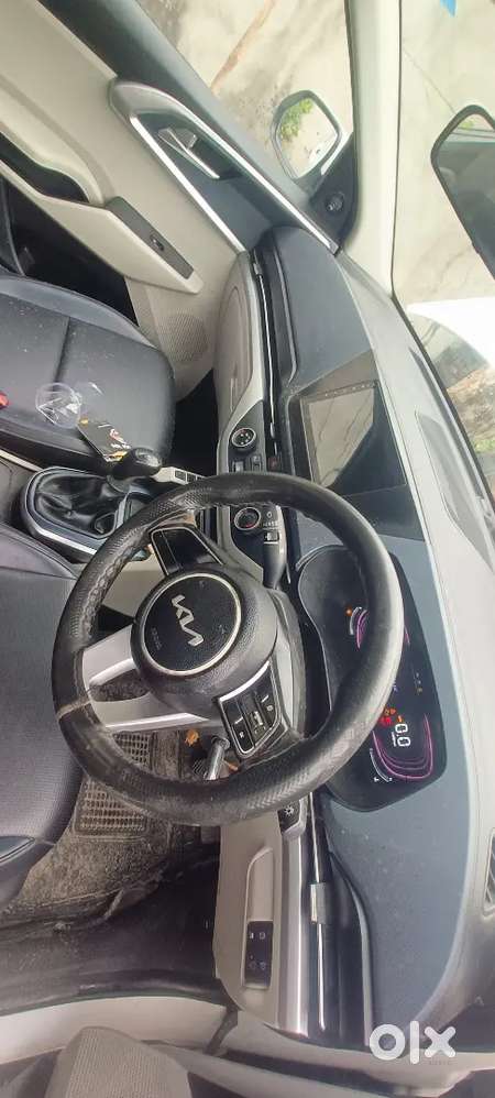 Kia Carens G 2024 Premium
