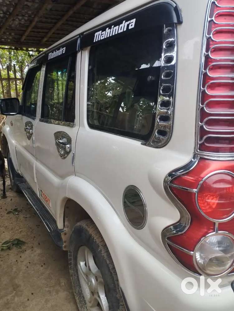 Gari Bilkul Sahi Hai Koi Kam Nahi Hai