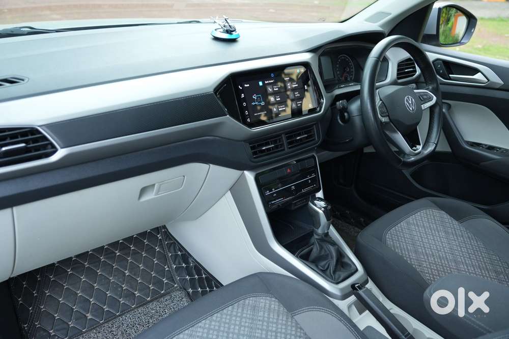 Volkswagen Taigun 1.0 Tsi Highline At, 2022, Petrol