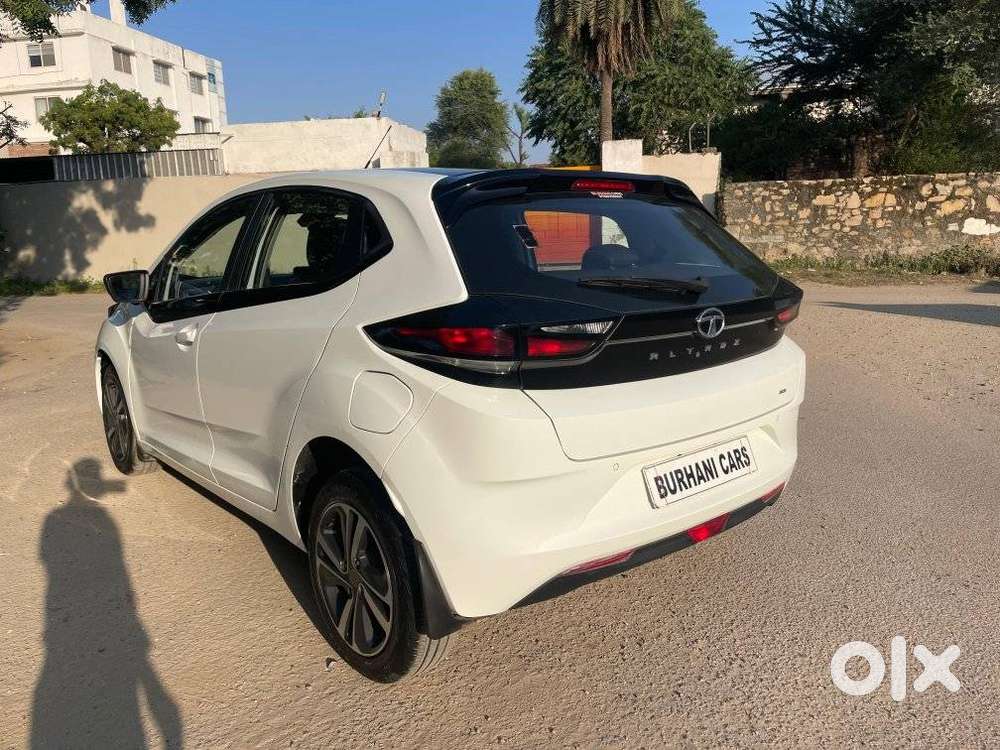 Tata Altroz 1.2 Xz Plus Rtn Dct, 2023, Petrol