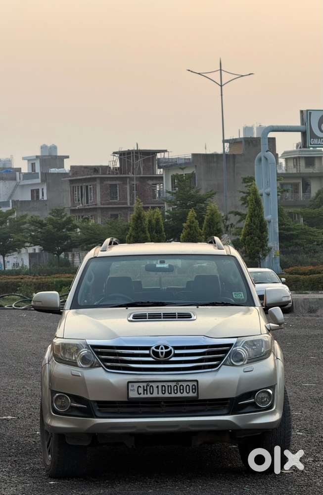 Toyota Fortuner Diesel 2012