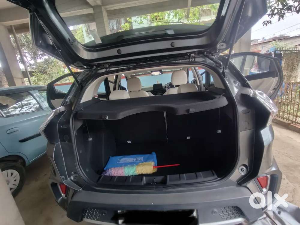 Top Model With Sunroof Under 5000 Km