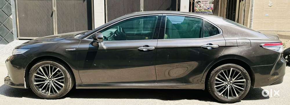 Toyota Camry Hybrid, 2020, Petrol