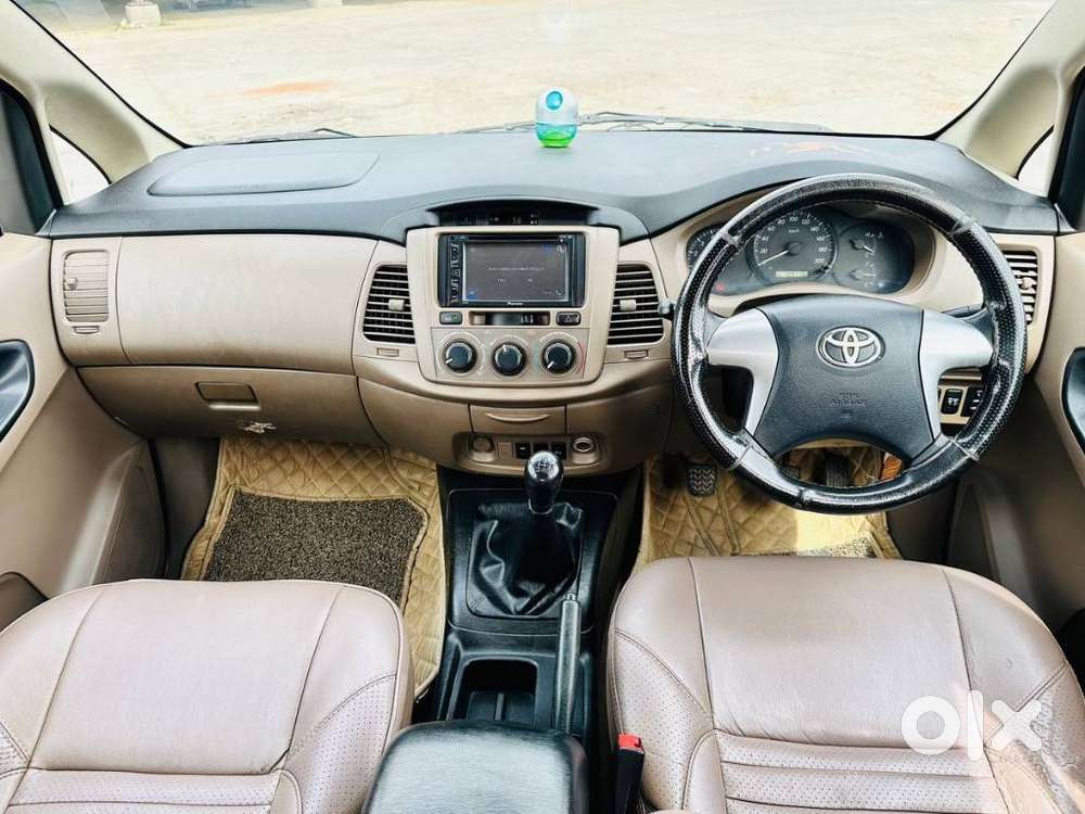 Toyota Innova 2.5 G (diesel) 7 Seater, 2016, Diesel