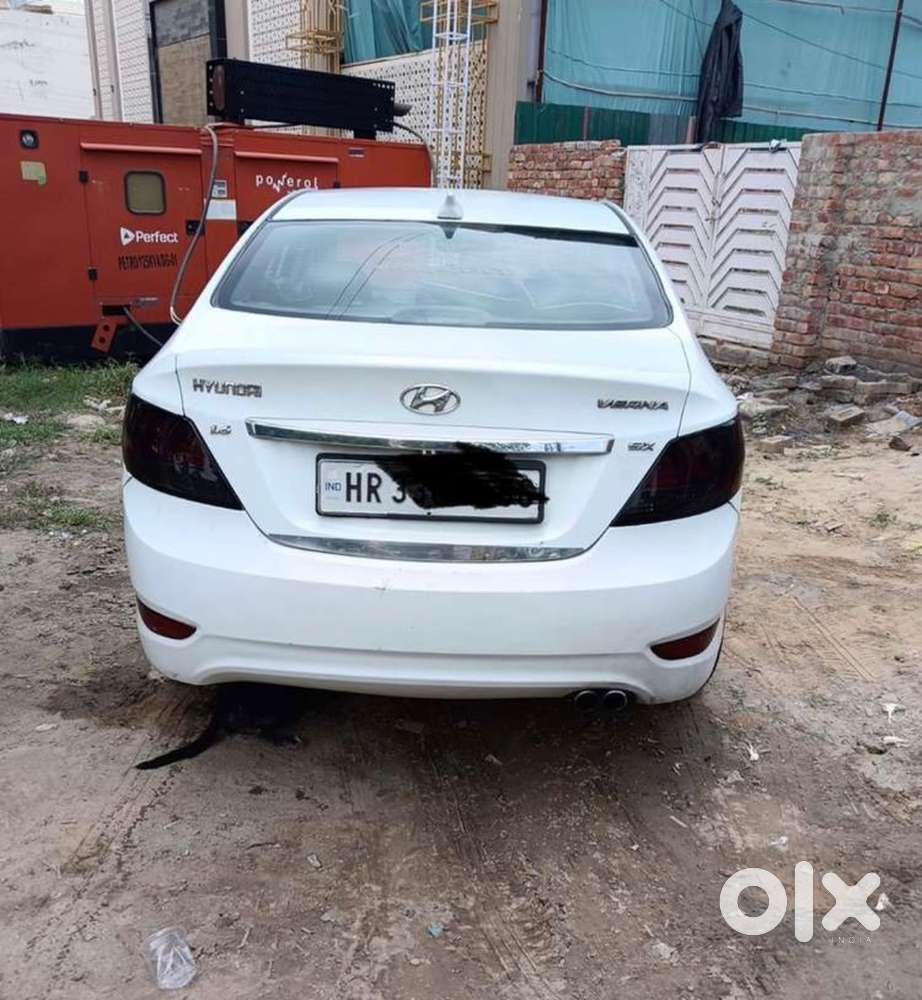 Hyundai Fluidic Verna 2013