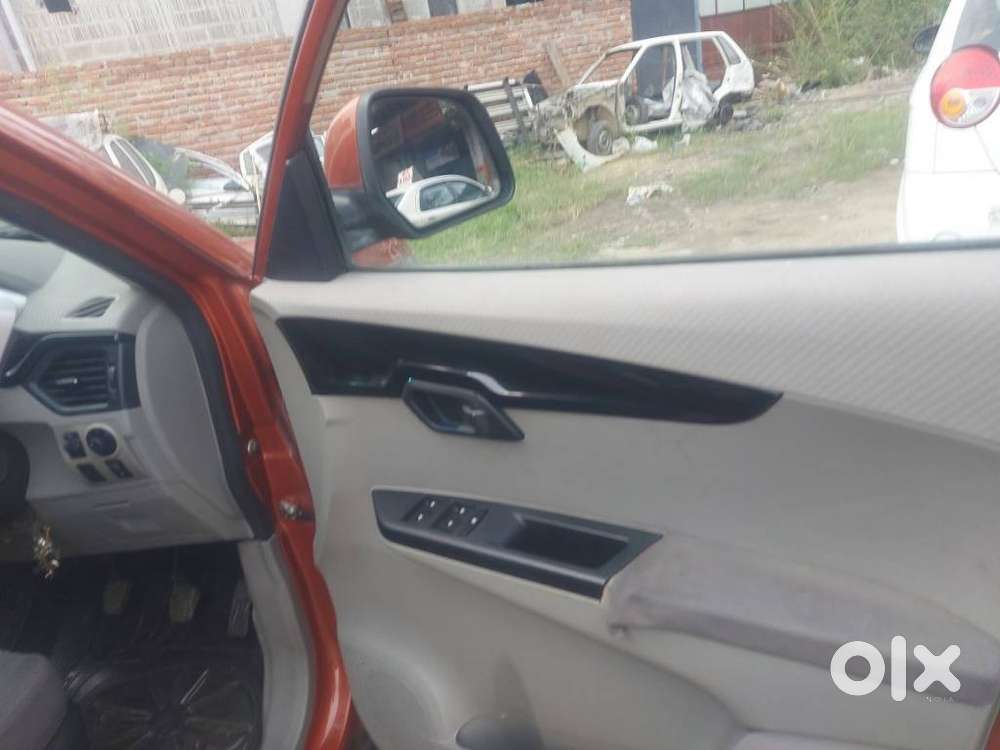 Mahindra Kuv 100 Mfalcon D75 K8, 2016, Petrol