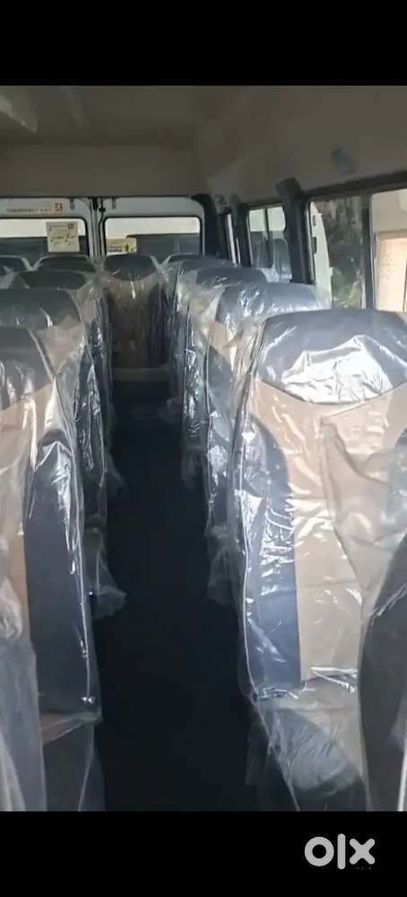 Selling seats of 17 seater bus new