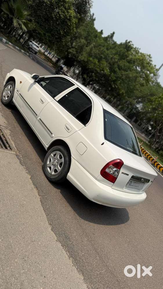 Hyundai Accent 2013 Cng.. Full Orignal Paint