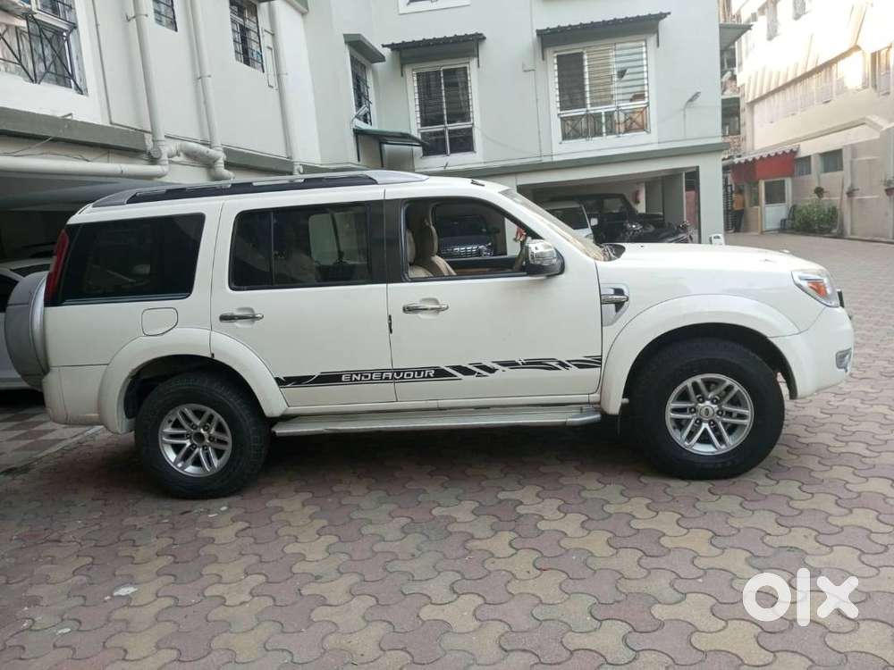 Ford Endeavour 3.2l 4x4 2013