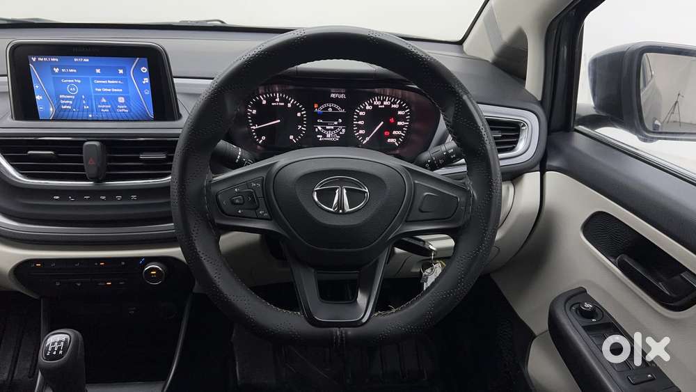 Tata Altroz 1.2 Xm Plus, 2022, Petrol