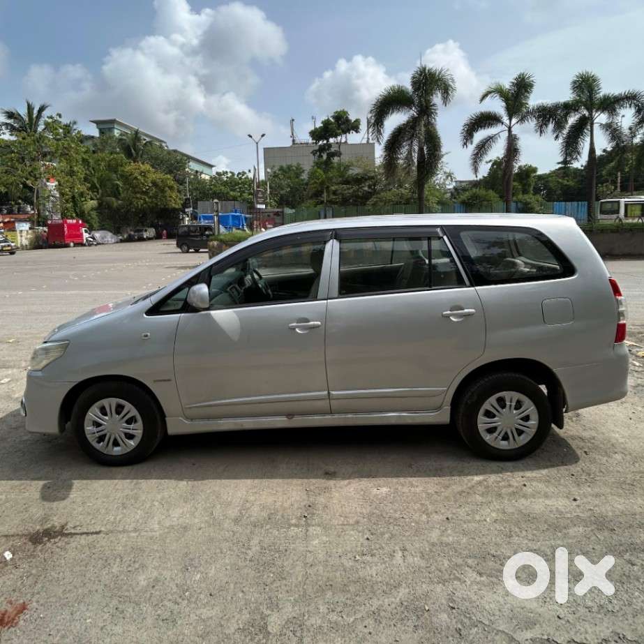 Toyota Innova 2.5 G (diesel) 7 Seater Bs Iv, 2014, Diesel