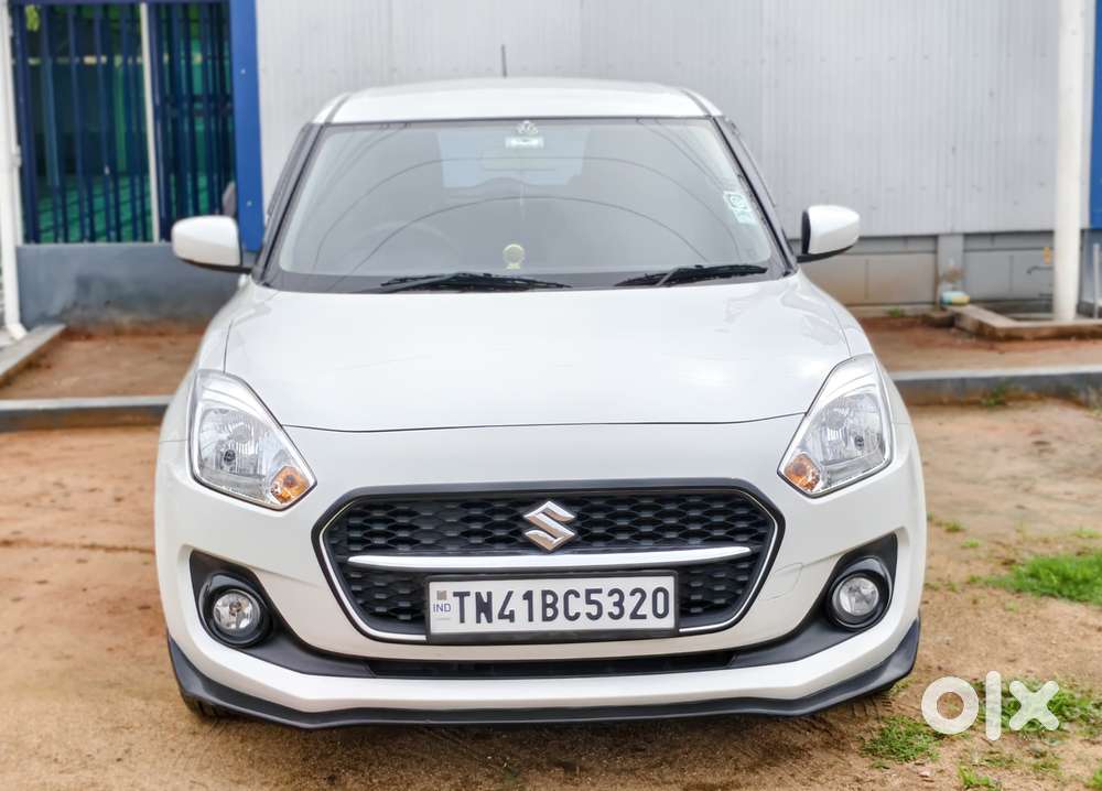Maruti Suzuki Swift Vxi + Manual, 2024, Petrol