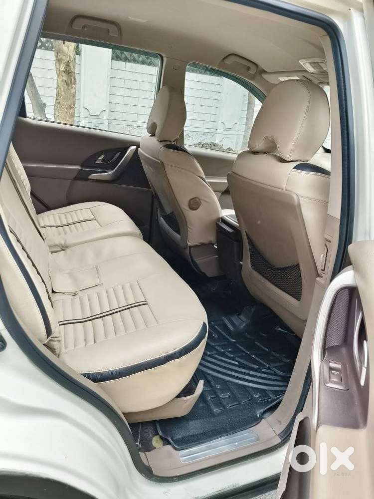 Mahindra Xuv500 2011-2015 W6 2wd, 2015, Diesel