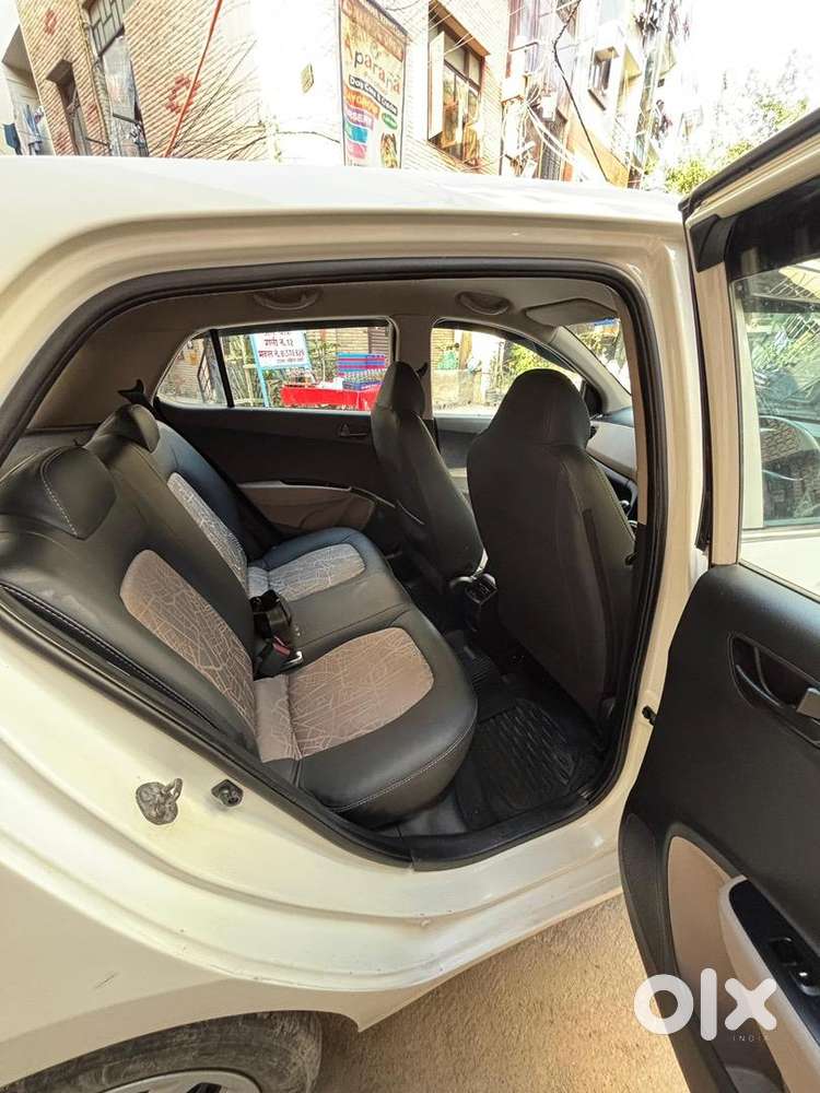 Hyundai Grand I10 Magna 2014  Cng + Petrol  87000 Km  Delhi