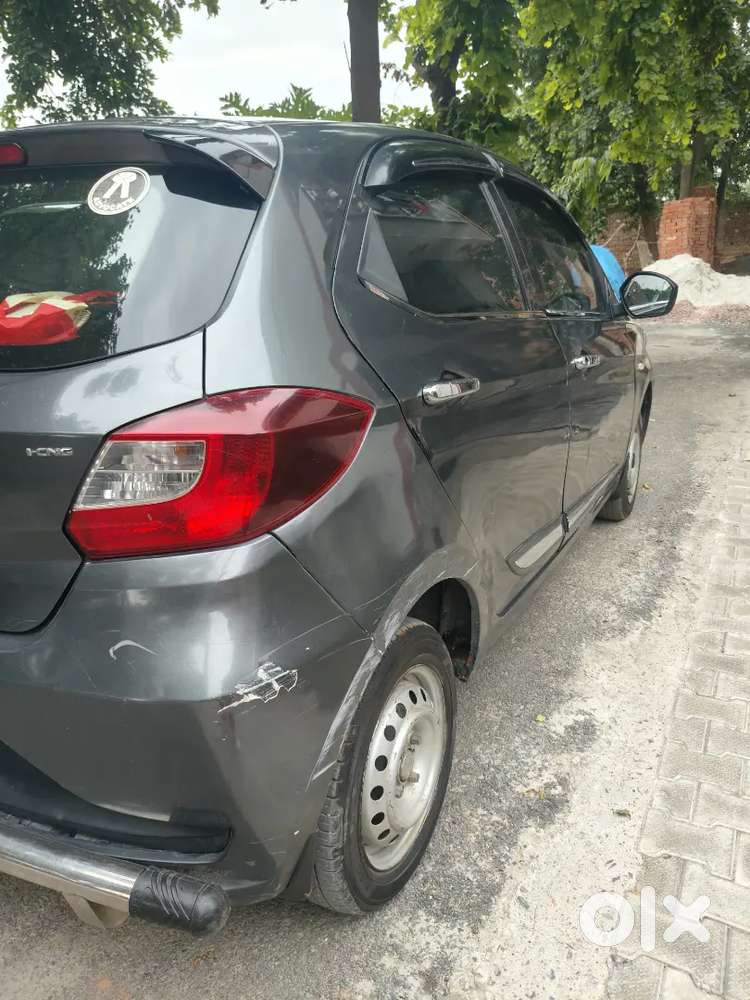 Tata Tiago Xt Icng 2023 Drive