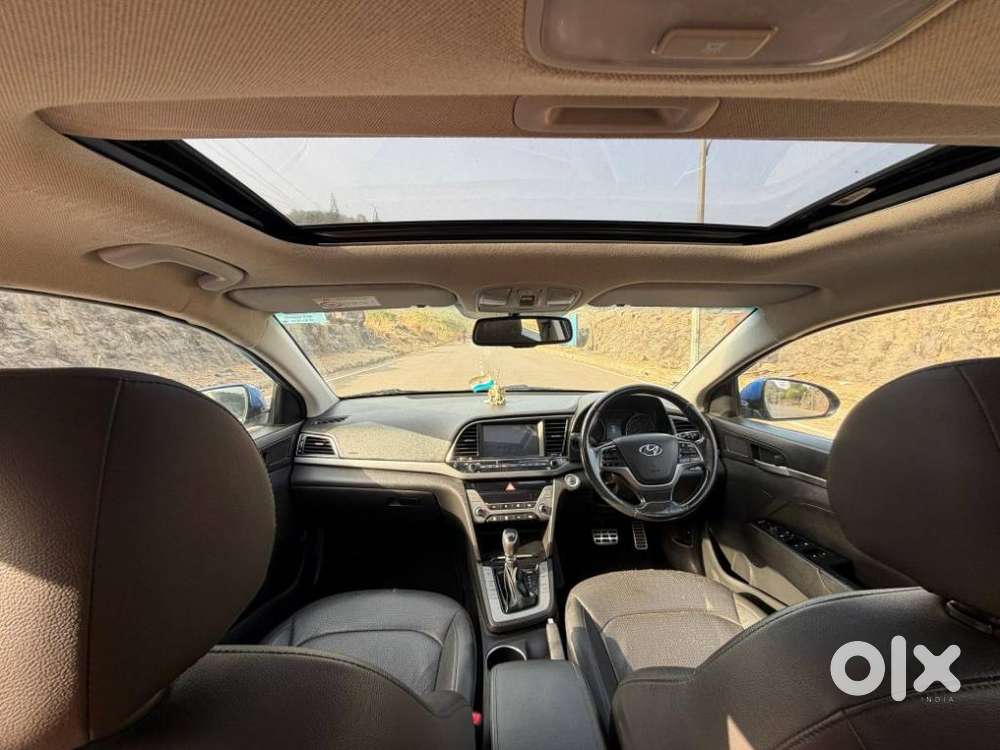 Hyundai Elantra, 2019, Petrol
