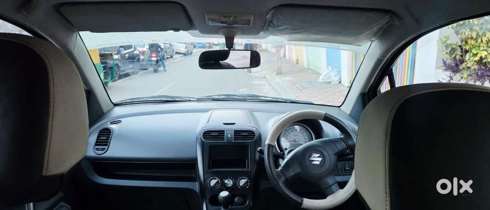 Maruti Suzuki Ritz Lxi, 2013, Petrol