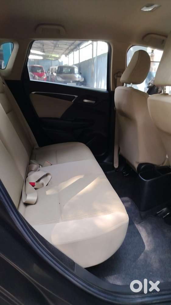 Honda Jazz V Automatic, 2017, Petrol