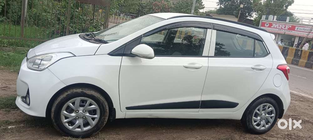 Hyundai Grand I10 1.2 Crdi Sportz Option, 2017, Petrol