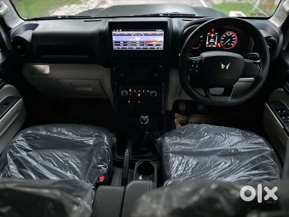Mahindra Thar Roxx Mx1 Petrol Mt 2wd, 2026, Petrol