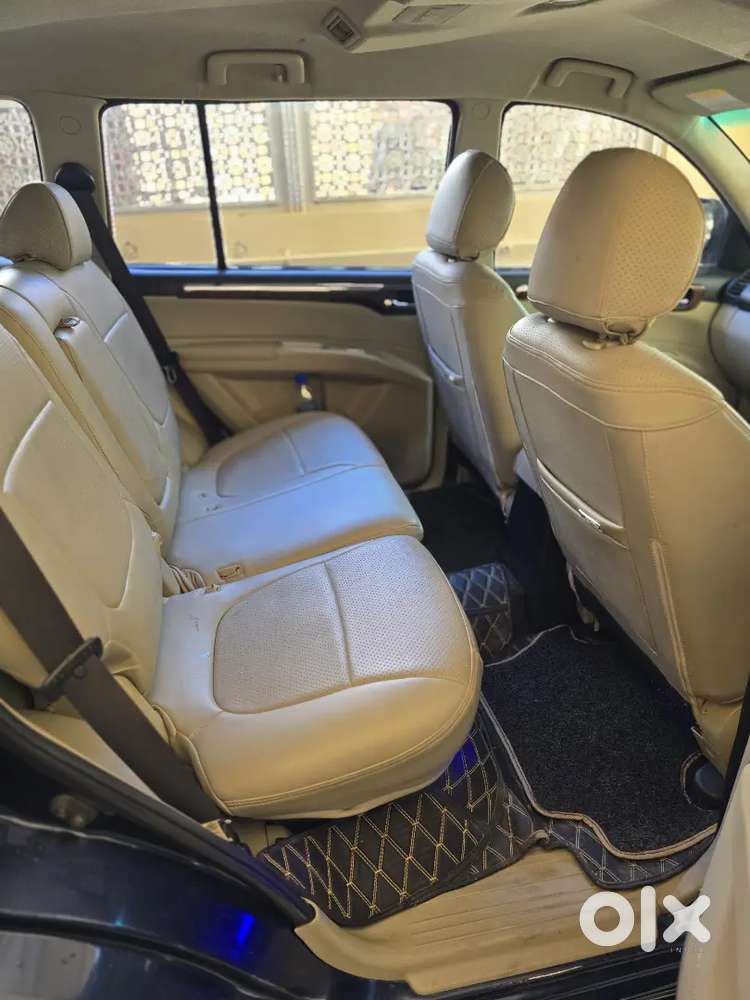 Mitsubushi Pajero Sports