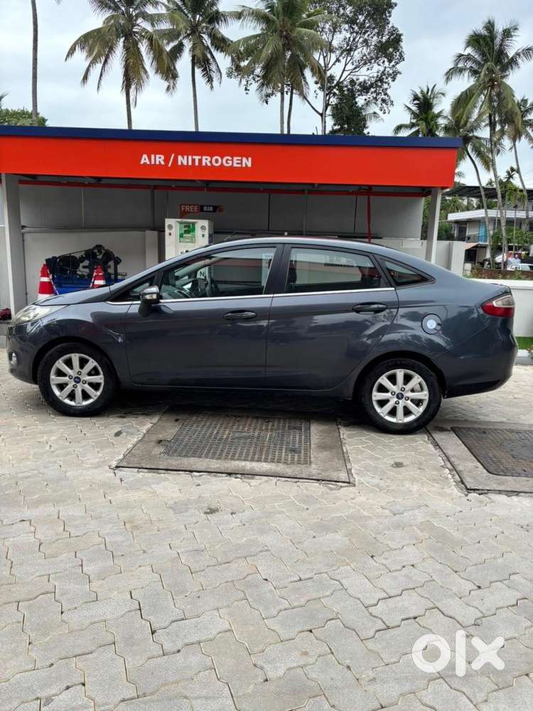 Ford Fiesta Titanium Automatic Car 2012