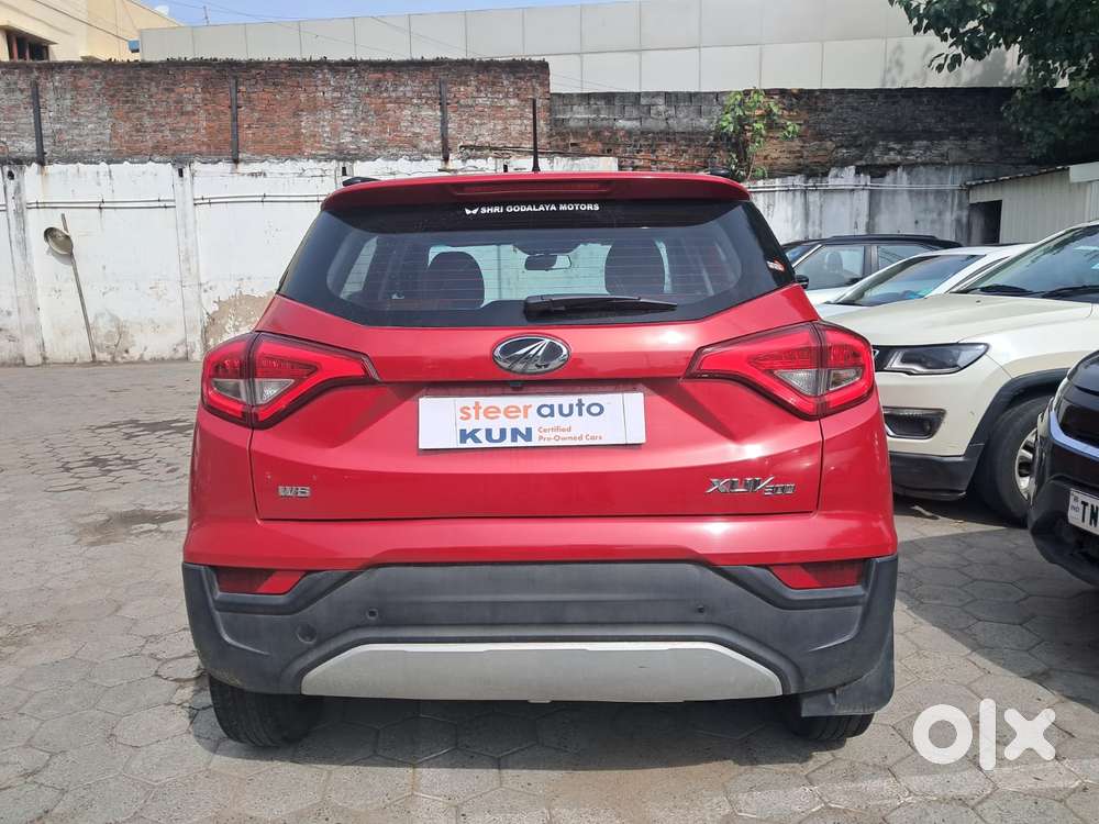 Mahindra Xuv300 W8, 2022, Petrol
