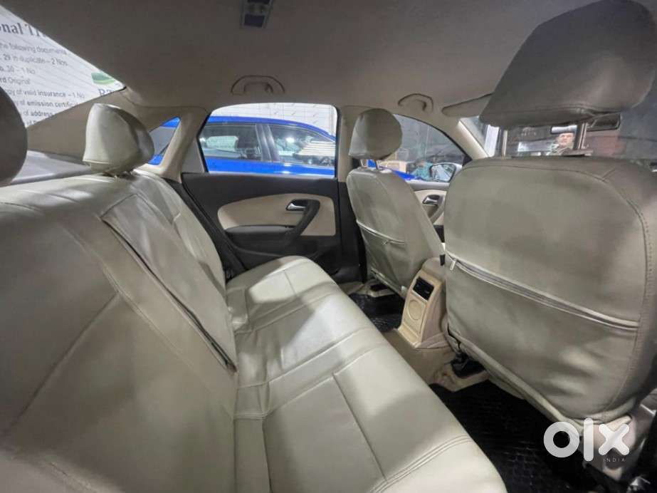 Volkswagen Vento 2010-2013 Petrol Highline, 2011, Petrol