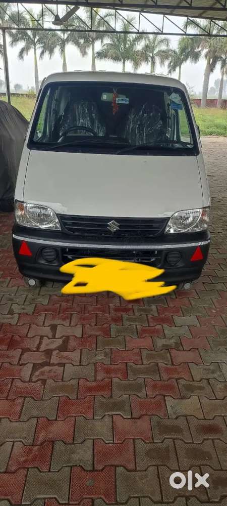 Maruti Suzuki Eeco Cargo Loading Bayana Top Variant Ac Heater